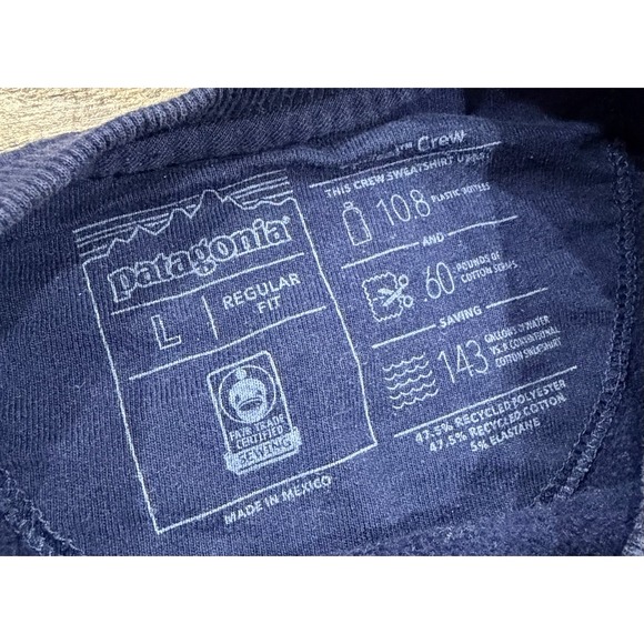 Patagonia Crewneck Sweatshirt Embroidered Logo Patch Large Navy Blue - Picture 5 of 7